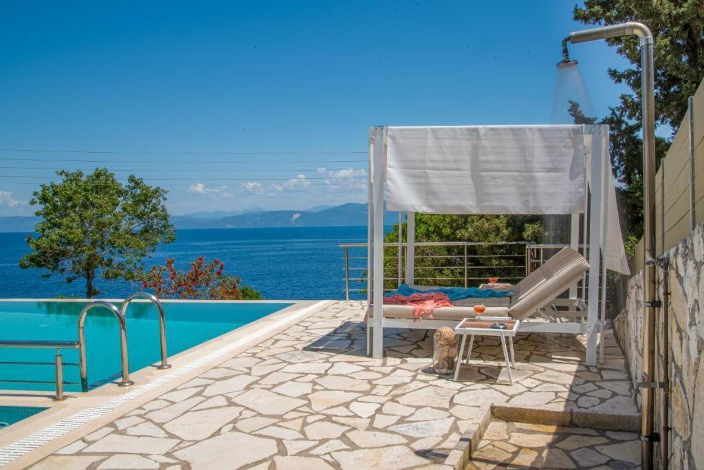 Sea View Suite With Pool Gaios Luaran gambar