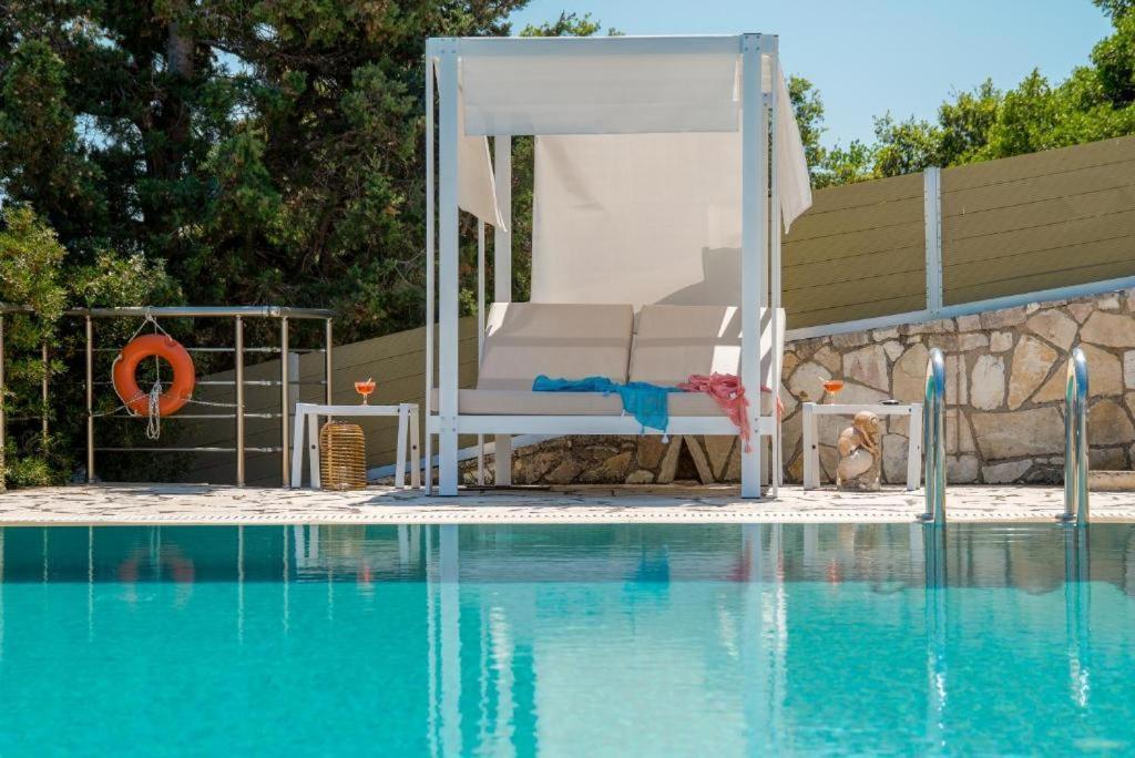 Sea View Suite With Pool Gaios Luaran gambar