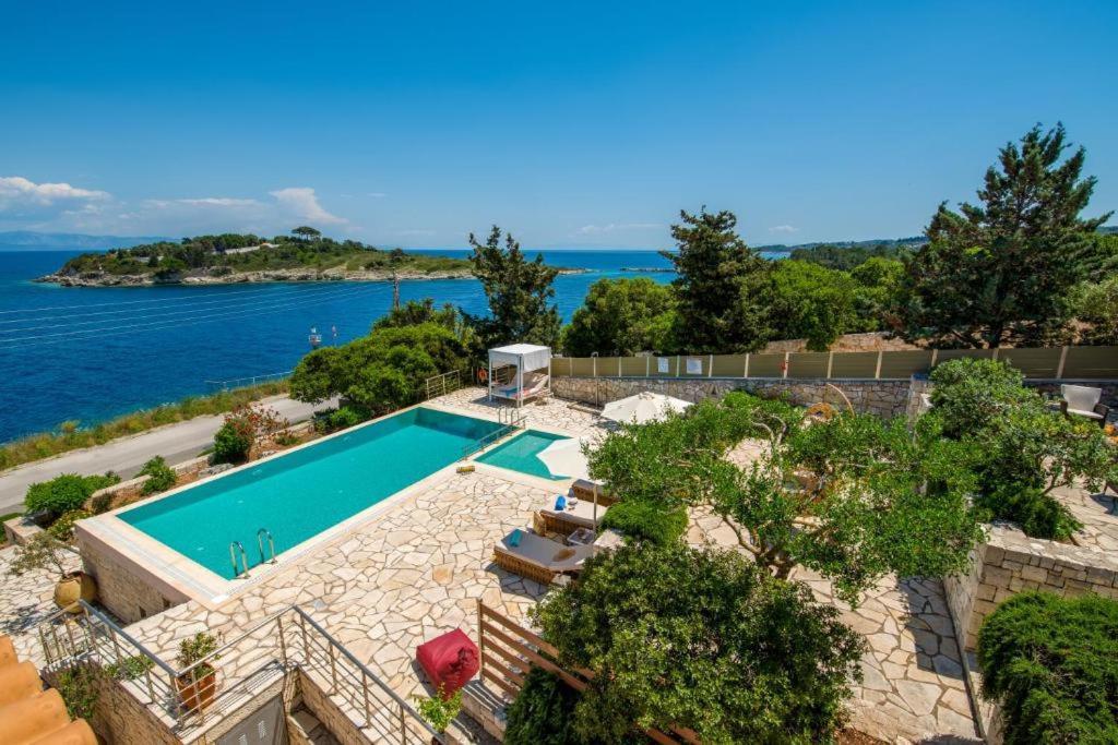 Sea View Suite With Pool Gaios Luaran gambar