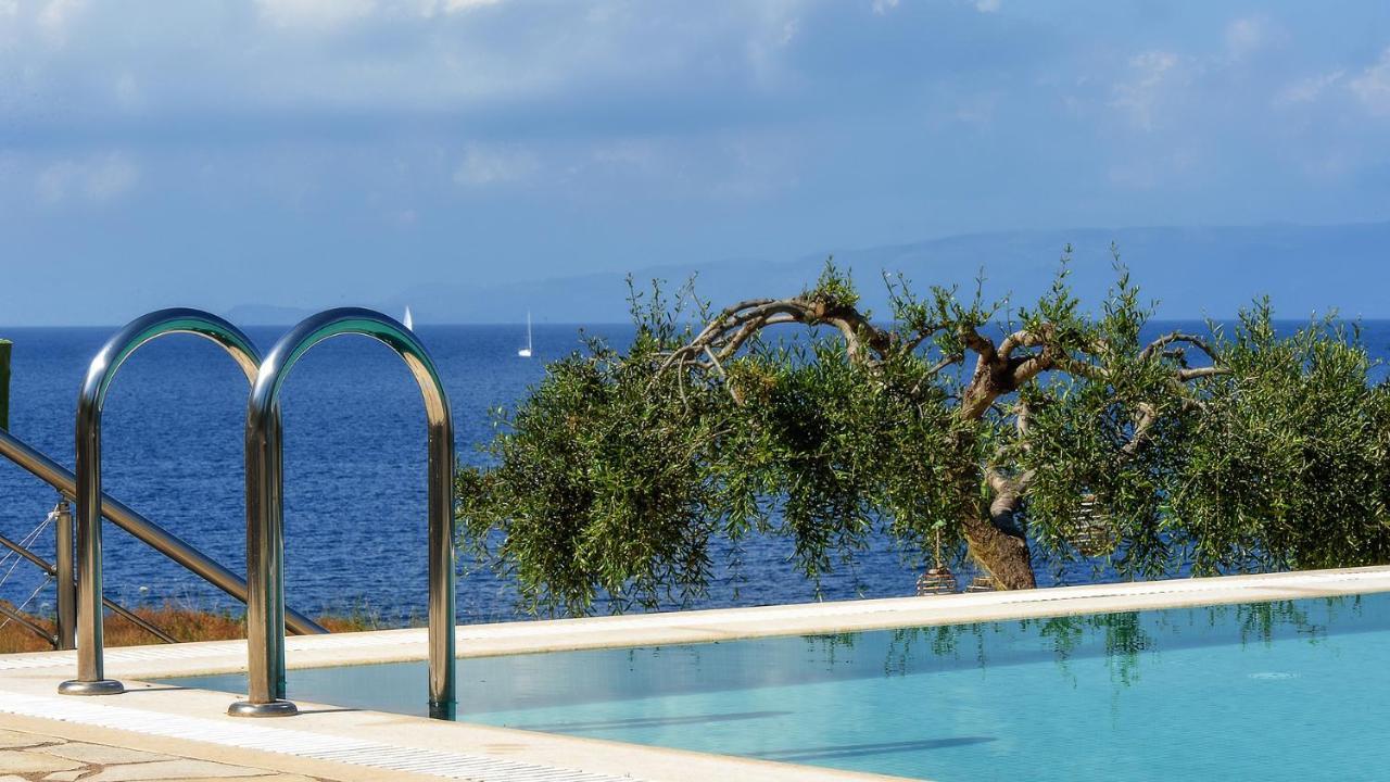 Sea View Suite With Pool Gaios Luaran gambar